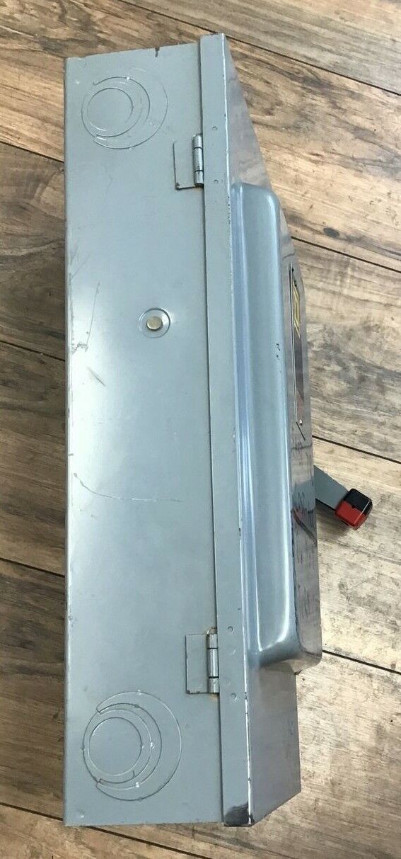 SQUARE D  H263  FUSIBLE DISCONNECT SWITCH 100A 600VAC/DC