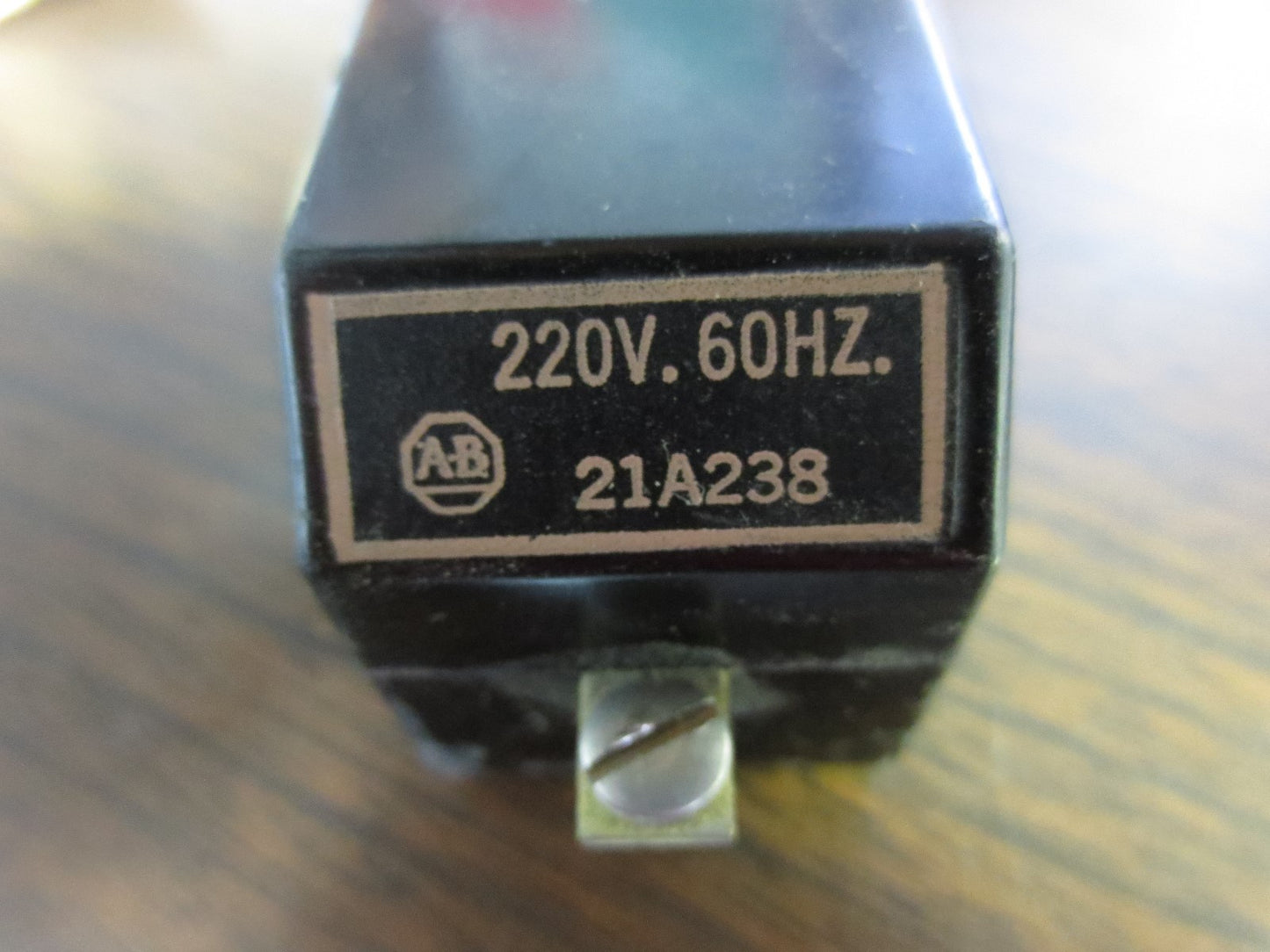 ALLEN-BRADLEY 21A238 COIL 220V/60Hz - NEW SURPLUS