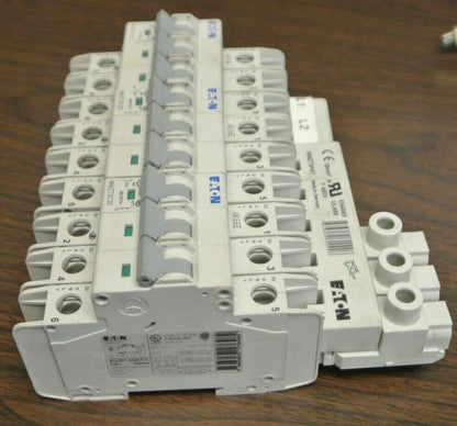 EATON WMZT3C03 + WMZT3C30 CIRCUIT BREAKERS + WMZT3P6T BUS BAR + WMZT35EXT
