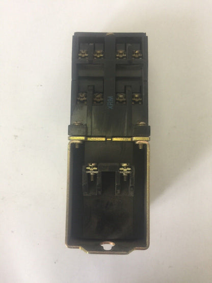 ALLEN BRADLEY 700DC-P400Z24 DC RELAY SER A 600 V PD714 COIL 24VDC BULLETIN 700DC