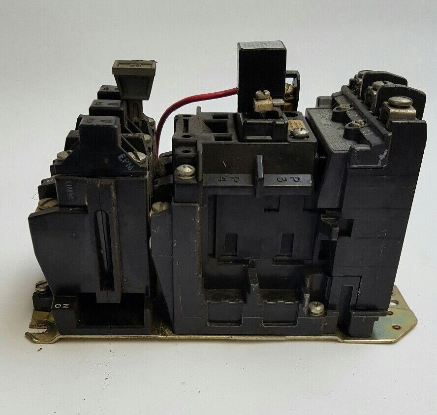 Allen-Bradley - NEMA Size 1, Cat.#509-BO, Series B Starter - 120 VAC Coil