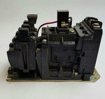 Allen-Bradley - NEMA Size 1, Cat.#509-BO, Series B Starter - 120 VAC Coil