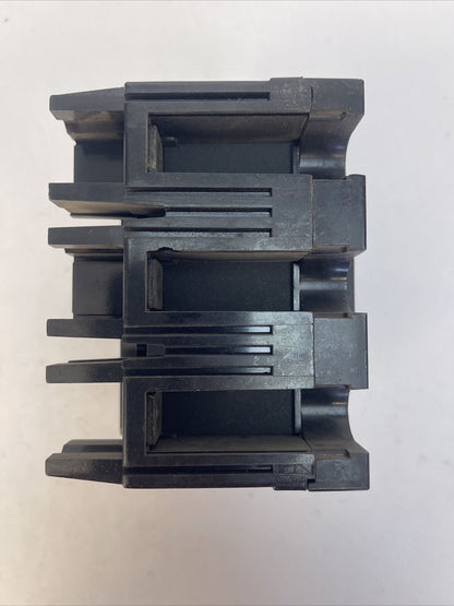 ITE/SIEMENS EE3-B020 CIRCUIT BREAKER 3POLE 20AMP 125/250VDC 240VAC