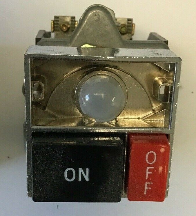 CUTLER HAMMER E30DF COMPACT PUSHBUTTON OPERATOR WIND. LIGHT 120VAC-DC SERIES A4