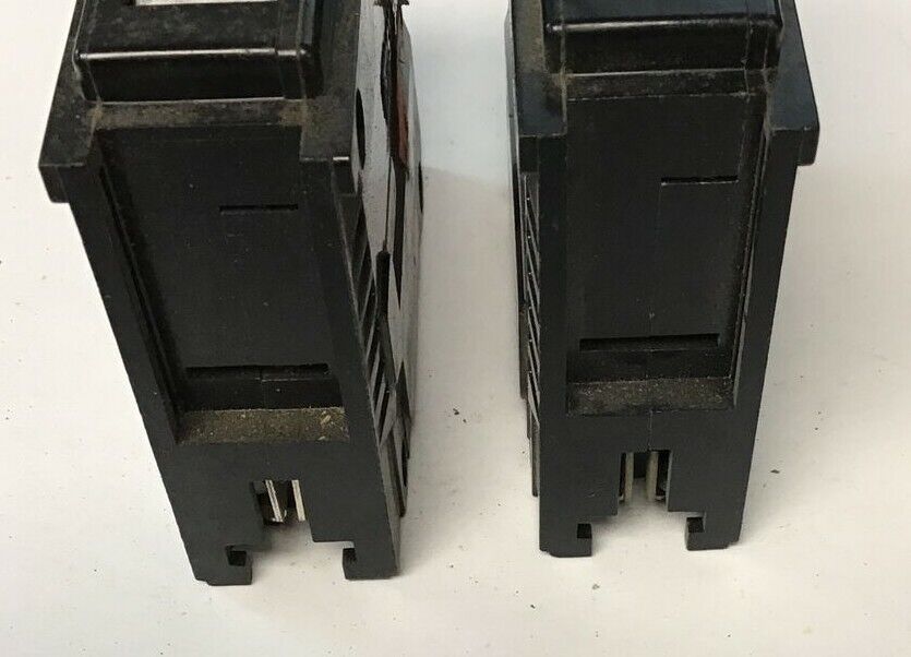 SYLVANIA C130 CIRCUIT BREAKER 120/240VAC TYPE C 1POLE ***LOTOF2***