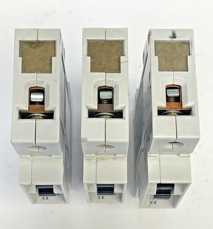 SIEMENS *LOT OF 3*- 5SX21 - CIRCUIT BREAKERS - D1,6 15 Amp 1 Pole - 230/400V