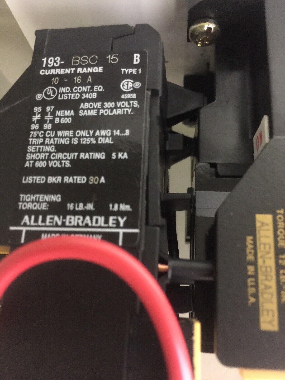 ALLEN BRADLEY 109-A18JD3-C15-7 TYPE 12 STARTER ENCLOSURE WITH CONTACTOR & RELAY