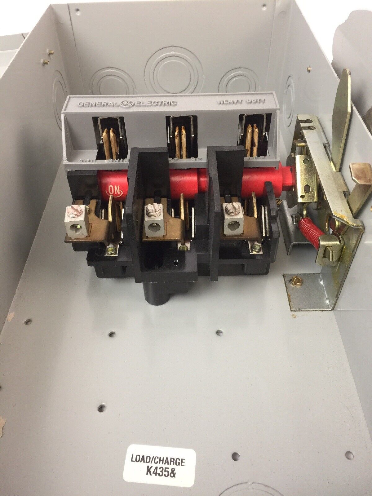 GE THN3362 SAFETY SWITCH 60AMP 600VAC 250VDC 3 PHASE 60 HP TYPE 1 INDOOR MOD 10