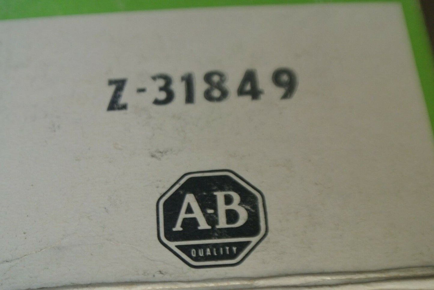 ALLEN-BRADLEY Z-31849 / YOKE and ARMATURE ASSEMBLY for STARTER / NEW SURPLUS