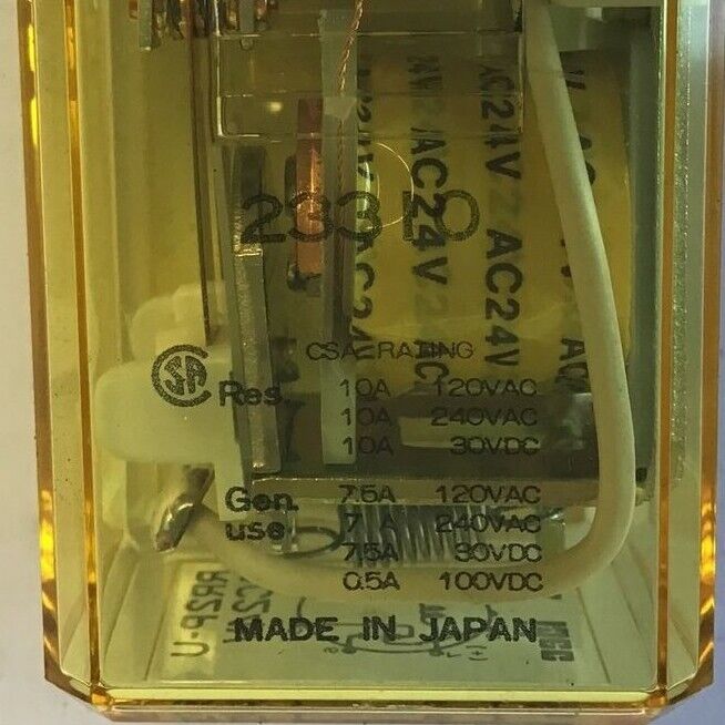 IDEC RR2P-U RELAY 24VAC ***LOTOF3***