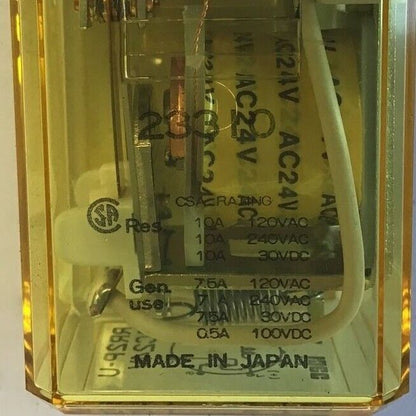 IDEC RR2P-U RELAY 24VAC ***LOTOF3***