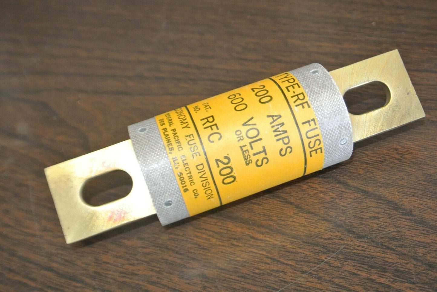 ECONOMY / FPE RFC200 RECTIFIER FUSE / 600V / 200A / NEW SURPLUS / RFC-150