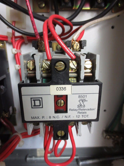 SQUARE D 8903SM011 LIGHTING CONTACTOR + 9422TCF33 = 8903SMG71V02CFR6X22
