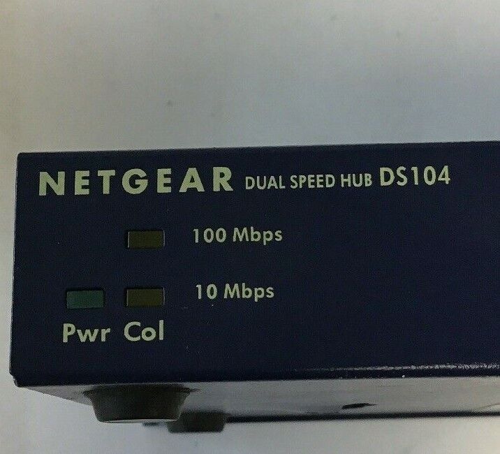 NETGEAR DS104 4 PORT DUAL SPEED HUB 10/100Mbps 12VCD 1.2 A