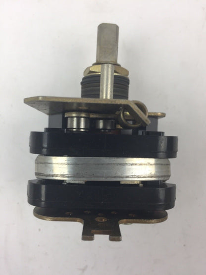 ALLEN BRADLEY F672729-1 ROTARY PILOT SWITCH SIZES 10 & 25 AMP