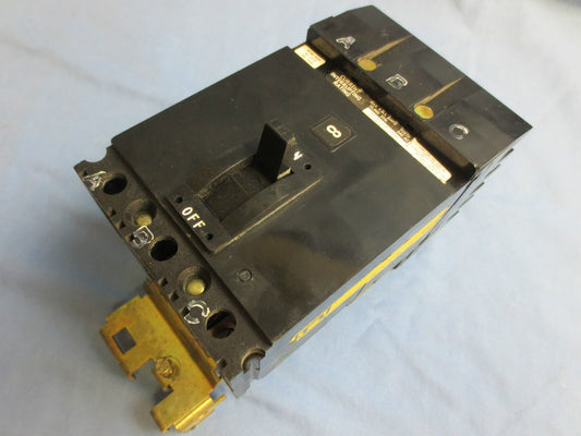 SQUARE D FA-32015 MOLDED CASE CIRCUIT BREAKER 15A 240VAC 3-POLE