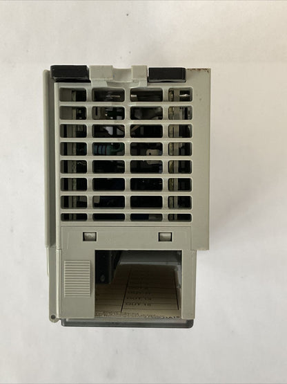 ALLEN BRADLEY 1769-OA16 SER A F/W REV 3.1 DIR/VER 10000204959/00 16PT 85-265VAC