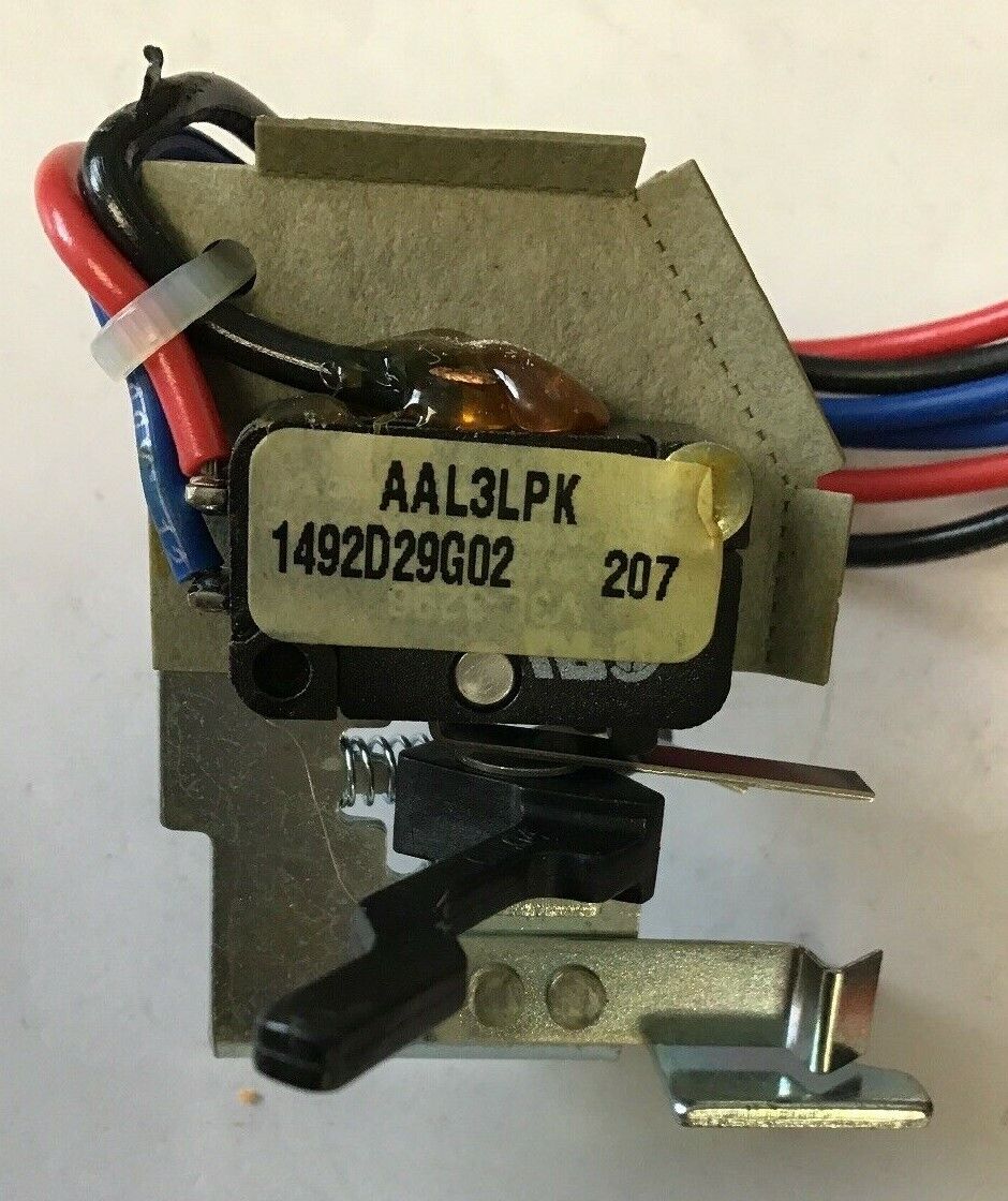 WESTINGHOUSE AAL3LPK AUX. SWITCH 6A 600V 50/60HZ 125/250VDC 1492D29G02