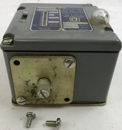 Sq D Pressure Switch class 9012 type ACW-21 series B, Range 400-3000psi new