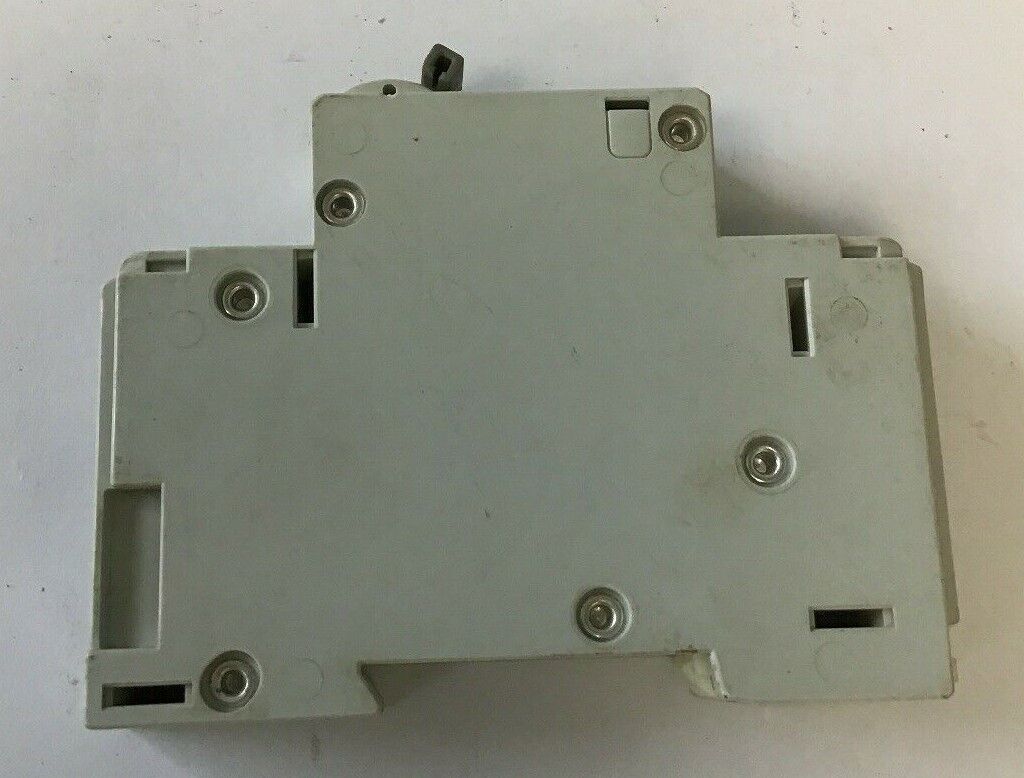 ALLEN BRADLEY 1492-CB1 G200 SER.C  CIRCUIT BREAKER, 20 A, 1 POLE (LOTOF7)