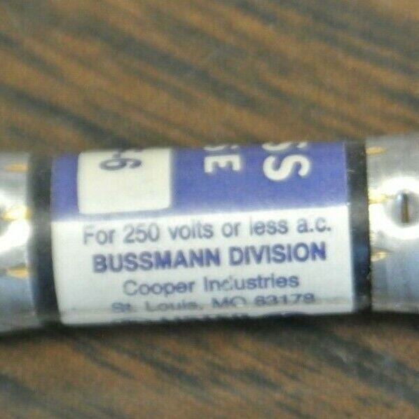 BOX of 10 / BUSS ~ BUSSMANN BAF-6 FUSE / 6A / 250V / NEW SURPLUS / BAF 6