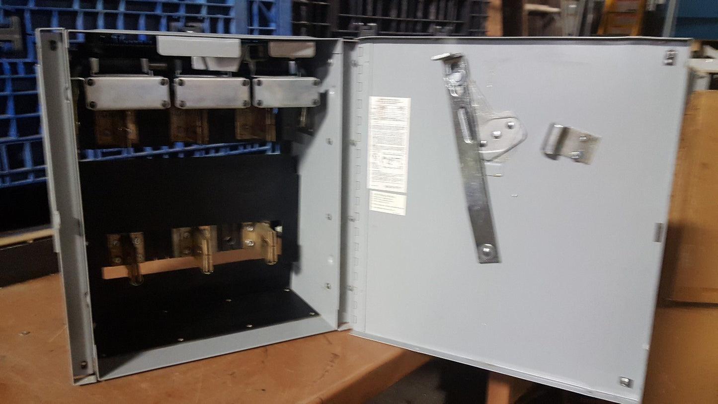 SIEMENS/ITE  VMS326T 600 Amp 240 Volt 3 Phase Switch