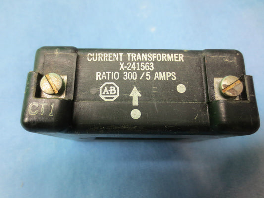 ALLEN-BRADLEY X-241563 CURRENT TRANSFORMER 300/5 AMPS