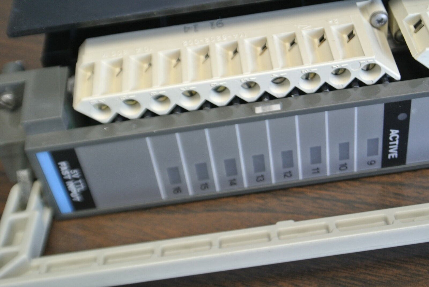 AEG / MODICON AS-B829-116 / 5V TTL FAST INPUT MODULE