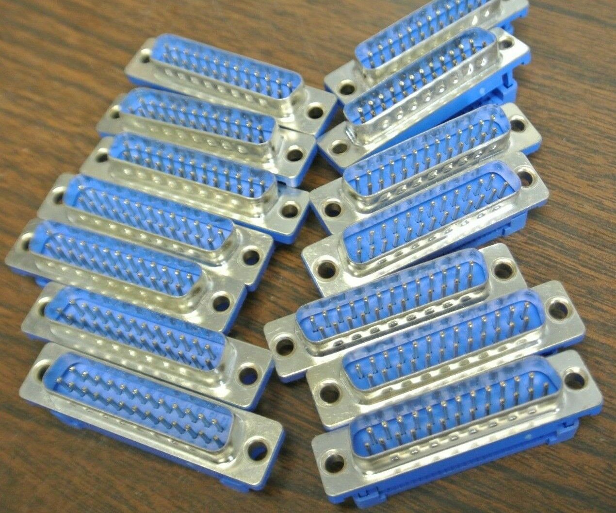 LOT of 14 25-PIN D-SUB MALE & 14 25-PIN D-SUB FEMALE CONNECTORS / NEW SURPLUS