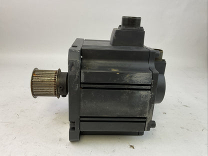 MITSUBISHI HC-SFS352K AC SERVO MOTOR 2000RPM OUTPUT 2.5kW INPUT 146VAC 17A