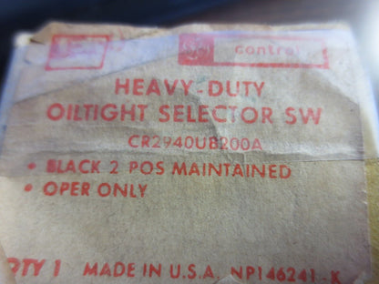 GENERAL ELECTRIC CR2940UB200A HEAVY-DUTY OILTIGHT SELECTOR SWITCH - NEW SURPLUS