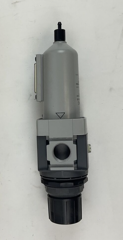 PARKER P33EA96ESMBNGP FILTER REGULATOR  0-125 PSIG