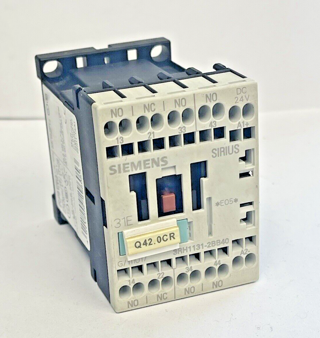 SIEMENS - 3RH1131-2BB40 - CONTROL RELAY - 10 A, 240 VAC, AUXILIARY CONTACT