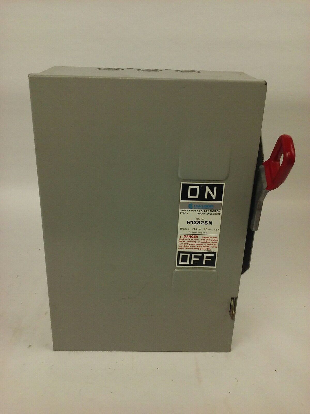 CHALLENGER H1332SN SAFETY SWITCH, TYPE 1 INDOOR, 30A, 240V, FUSIBLE, NEW