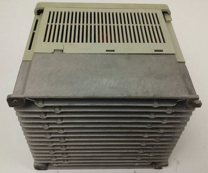 ALLEN BRADLEY 1305-BA03A SER. C, AC DRIVE, INPUT: 380/460V, 2.2A, 50/60HZ, PARTS
