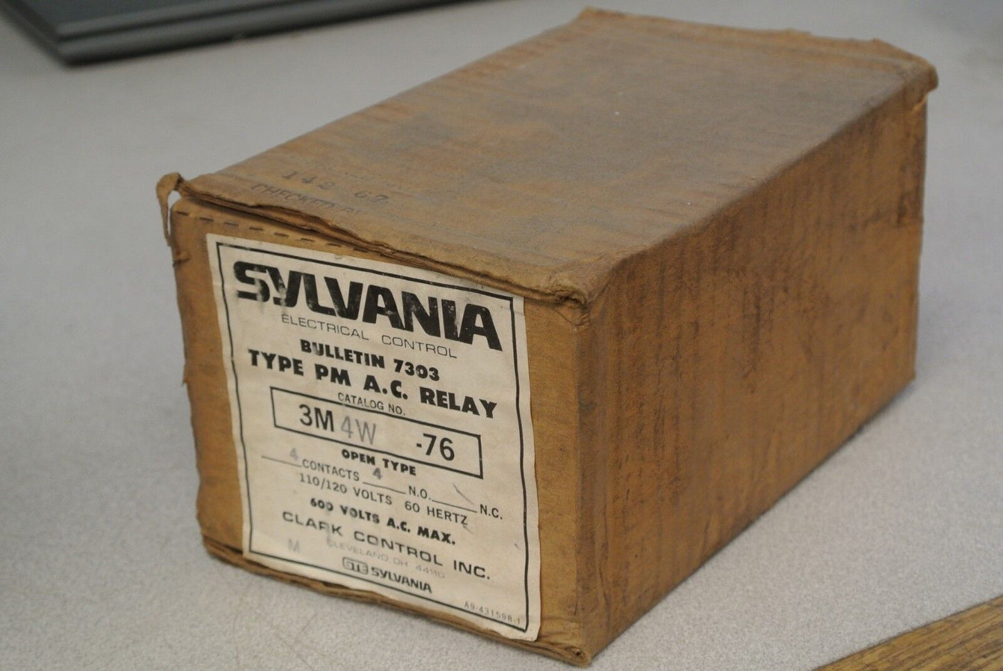 SYLVANIA 7303 3M4W-76 TYPE PM AC RELAY / 110-120V / 4 N.O. / NEW SURPLUS