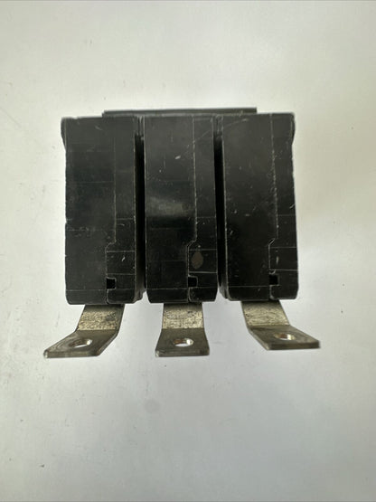 SIEMENS B320 CIRCUIT BREAKER 240VAC 20AMP 3POLE TYPE BL