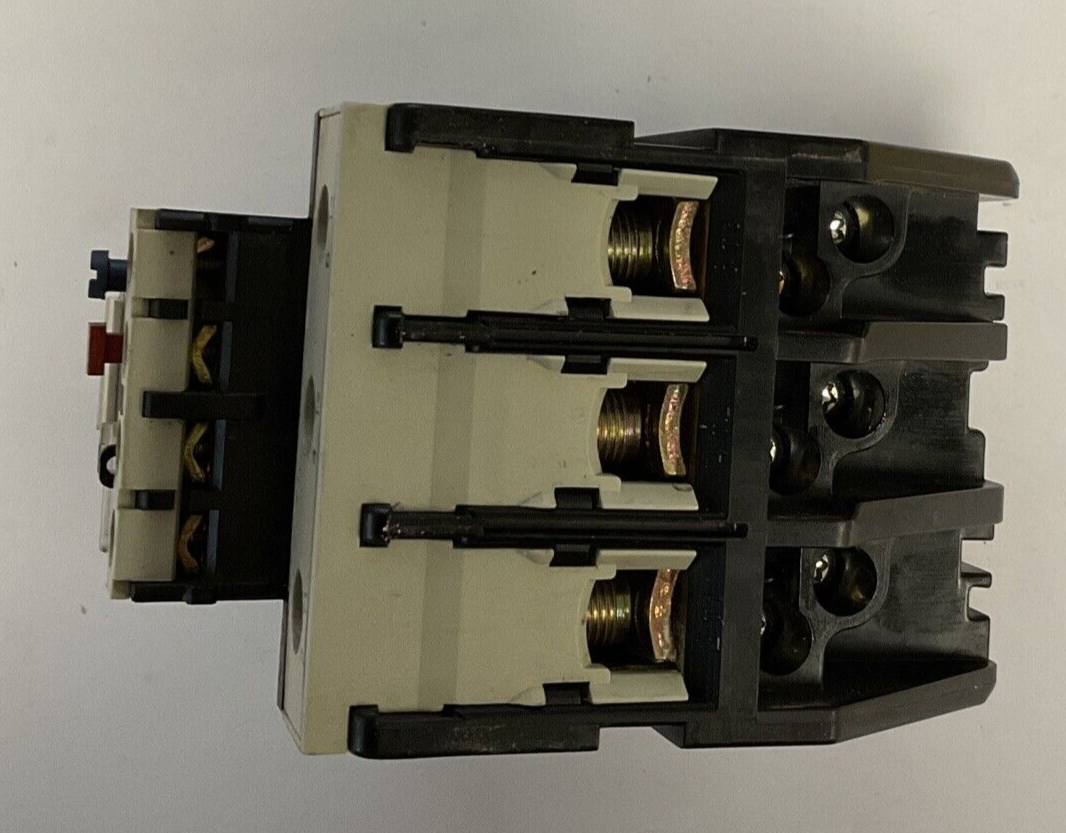 TELEMECANIQUE LR2 D3322 THERMAL OVERLOAD RELAY 10A 6KV