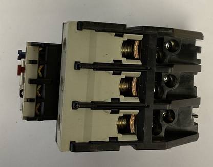 TELEMECANIQUE LR2 D3322 THERMAL OVERLOAD RELAY 10A 6KV