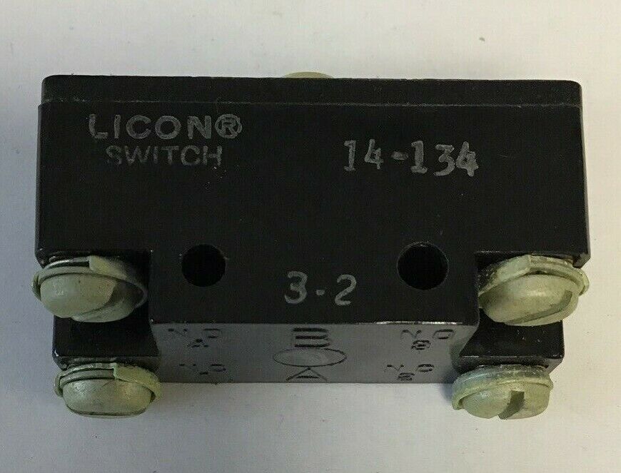 LICON SWITCH 14-134 ***LOTOF6***