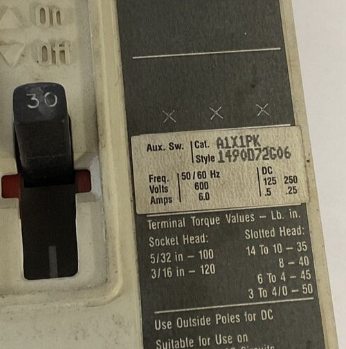 CUTLER HAMMER HMCP030H1 CIRCUIT BREAKER 30A 3POLE 240VAC