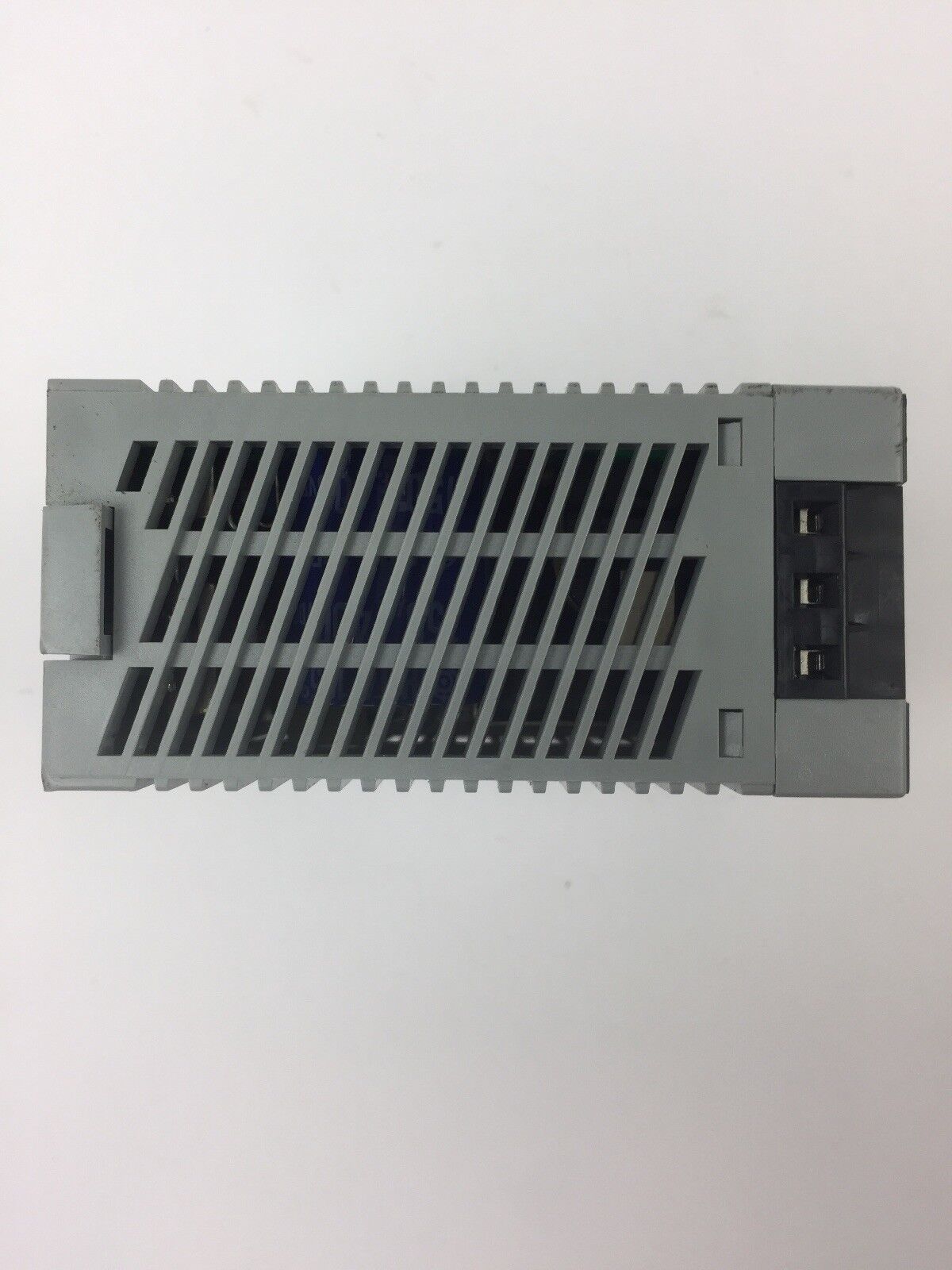 SOLA SDP 2-24-100T POWER SUPPLY INPUT 115/230 VAC 1.1/0.7 A OUTPUT 24 VDC 2.1 A