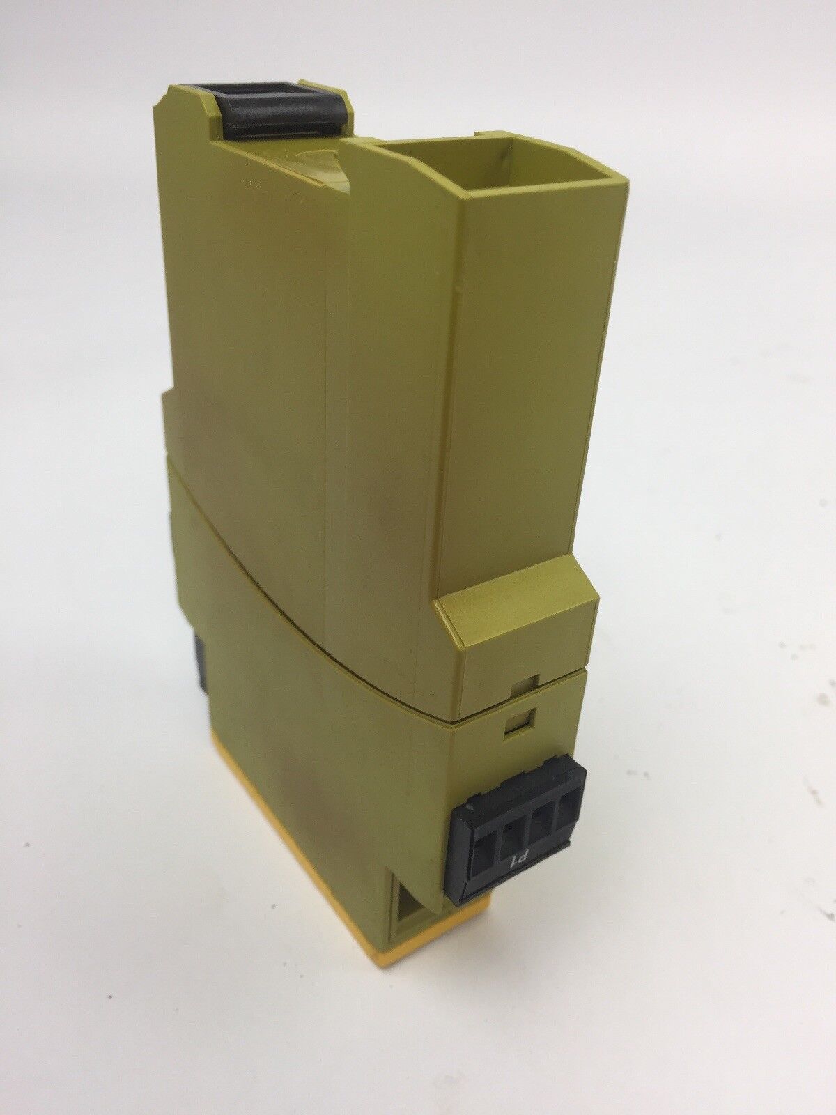 PILZ PZE X4VP 3 24VDC 4N/O SAFETY RELAY