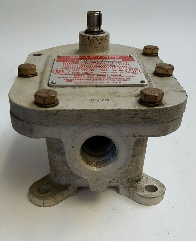 SNAP-LOCK HAZARDOUS LOCATION SNAP SWITCH No. EA800-10150