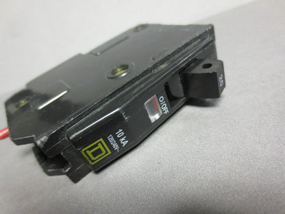 SQUARE D QOB120 CIRCUIT BREAKER 20A 120/240 VAC - SINGLE-POLE - LOT of 10