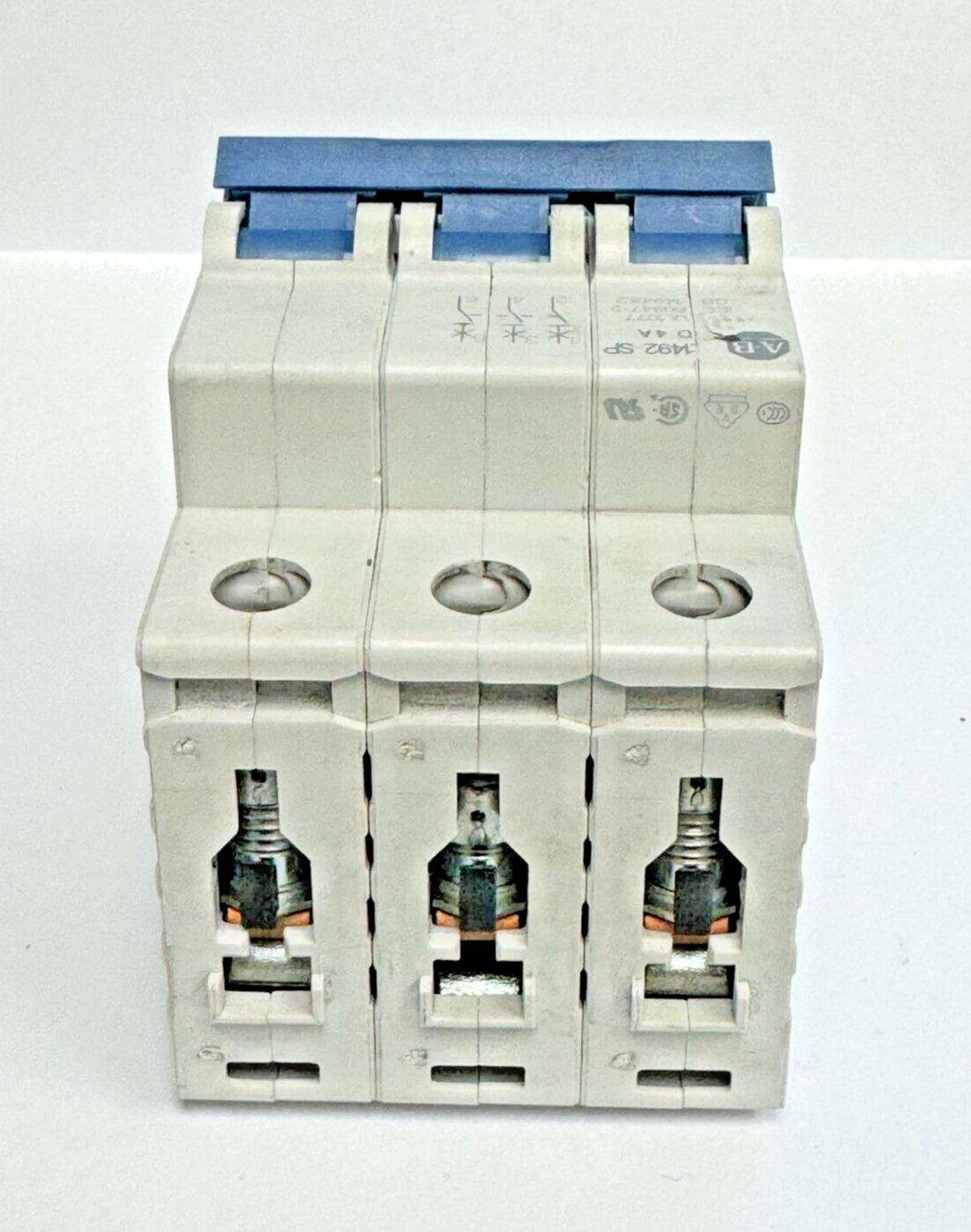 ALLEN-BRADLEY - 1492-SPM3D040 SER. D - CIRCUIT BREAKER - 3 P, 4 A, 277 V