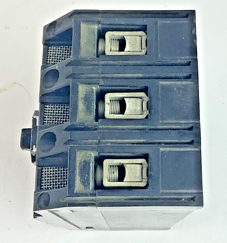 ITE ET-100 AMPHERES CIRCUIT BREAKER 30A F FRAME 250VAC 3POLE