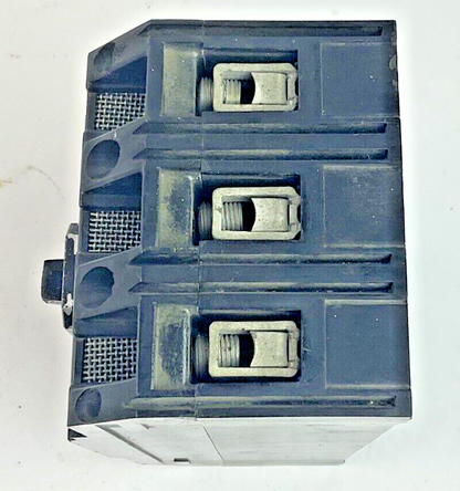 ITE ET-100 AMPHERES CIRCUIT BREAKER 30A F FRAME 250VAC 3POLE