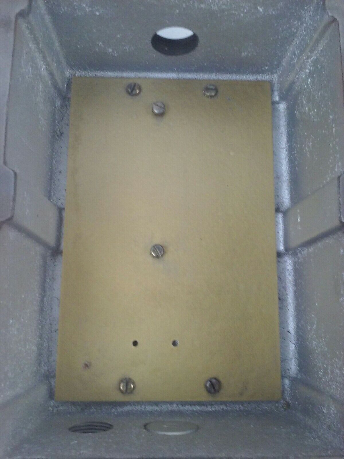 SQUARE D CLASS 8903 TYPE SMR4 8903-SMR4 EXPLOSION PROOF ENCLOSURE SER. A 10x7x7