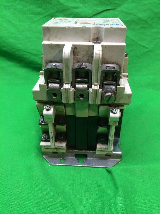 WESTINGHOUSE A200M2CE NEMA SIZE 2 MOTOR STARTER